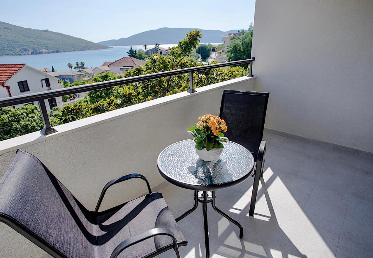 Hotel Olimpija Plus Herceg Novi Exterior photo